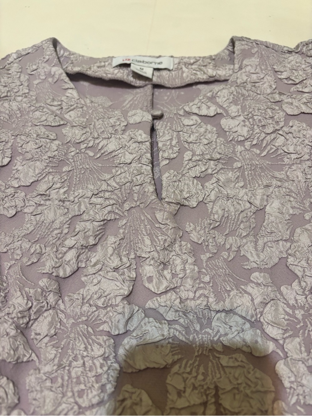 Liz Claiborne Light Lilac Floral Textured Top - Picture 8 of 13